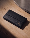 حقيبة لويس فيتون (Louis Vuitton)
