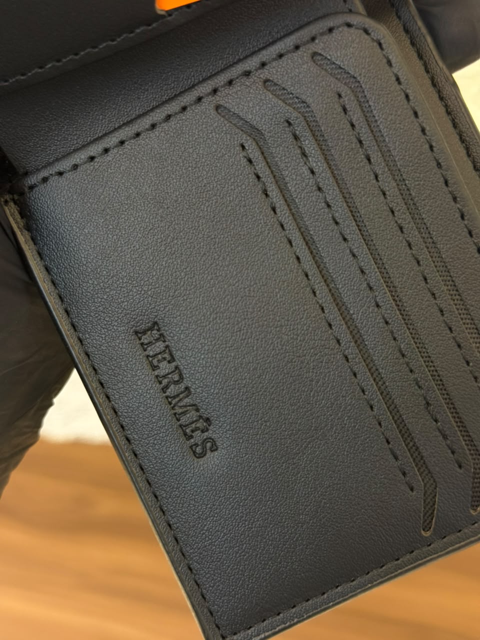 محفظة هيرميس (Hermès)