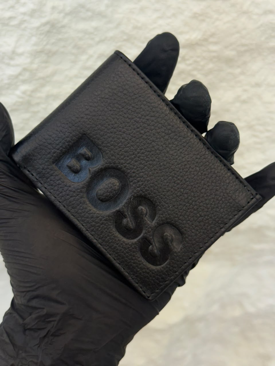 محفظة بوس (BOSS)