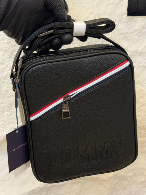 شنطة كروس تومي هيلفيغر (Tommy Hilfiger)