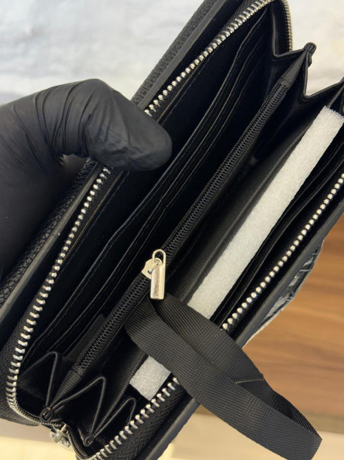 حقيبة مونت بلانك (Montblanc)